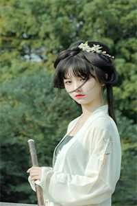 精品全篇什么恶毒女配，她分明是团宠女主