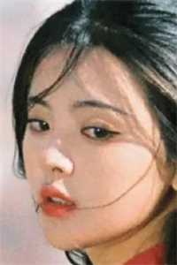 热门作品锦绣重生：草包小姐撩上冰山大佬