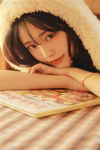 全本阅读三国：开局被塞美人，这主公值