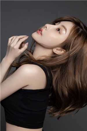 退婚当天，疯批九皇叔抢我入洞房全集阅读
