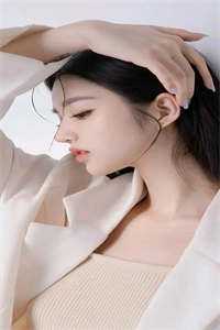 重生后，我和绝美校花奔现了长篇小说