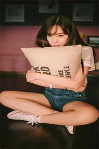 女友警局入职，我天天送罪犯！精品