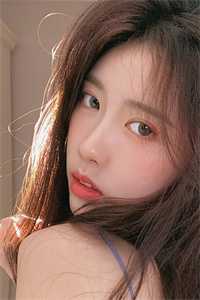 精品文穿成暴君女儿，爹爹靠读心反败为胜