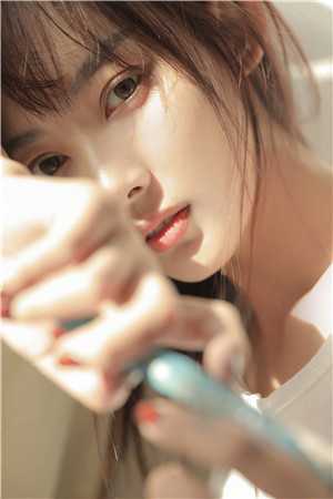 重生后闪婚首长，易孕军嫂养崽忙精品