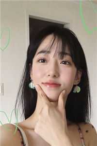 畅销书目闪婚后，被糙汉老公宠到腿软