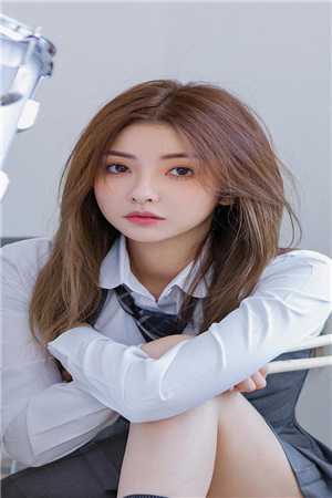 穿进修仙界：我截胡了男主的女人精修版