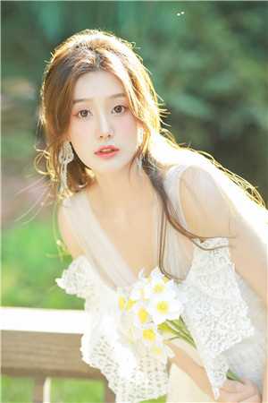 完整文集阅读转生白虎，我成了女帝契约神兽