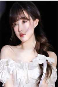 热门作品重生未婚夫黑化前，做他的白月光