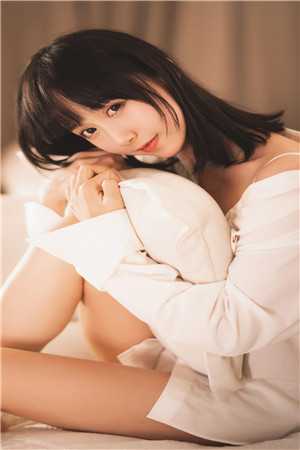 刚穿越，就奖励我葵花宝典？精选全文
