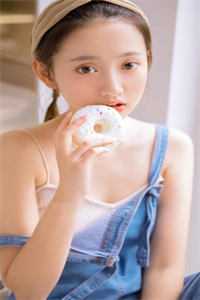 许毅文温婉