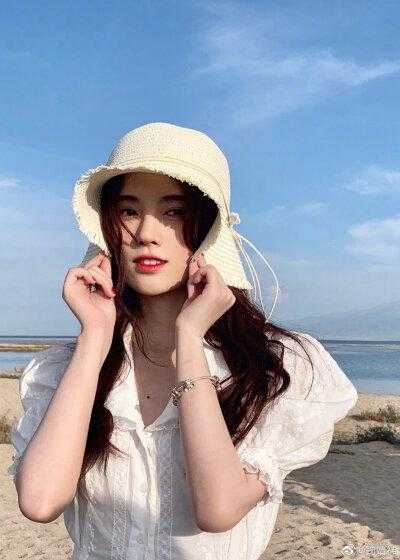 过年期间，美甲师要上门为我男友服务张兰兰宋宋全章节小说