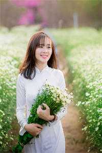 小年夜未来婆婆煽动全家用方言孤立我，我抬手掀了饭桌沈愿乔念小说完结版