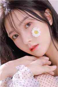 洛尘林小菲从苟在灵田里开始修炼成帝小说