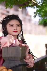 恶毒女配综艺发疯，整顿娱乐圈(安晴安青岩)